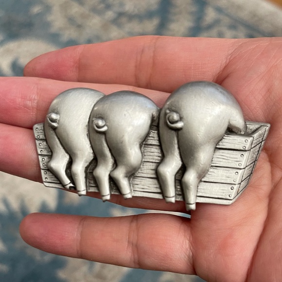 Jonette Jewelry Jewelry - Signed Jonette Jewelry pewter 3 piglets brooch